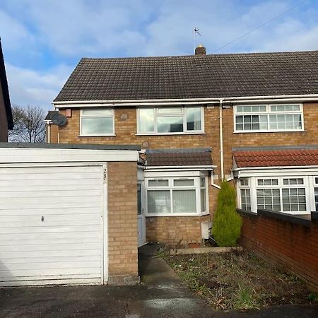 Cozy 4 Bedroom House In Smethwick With 4 Bathrooms Perfect For Contractors And Families برمنغهام المظهر الخارجي الصورة